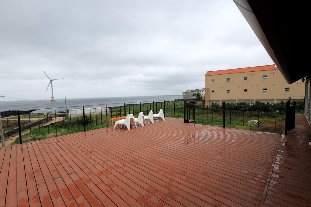 Maison Sondemul Guesthouse Jeju Exteriör bild