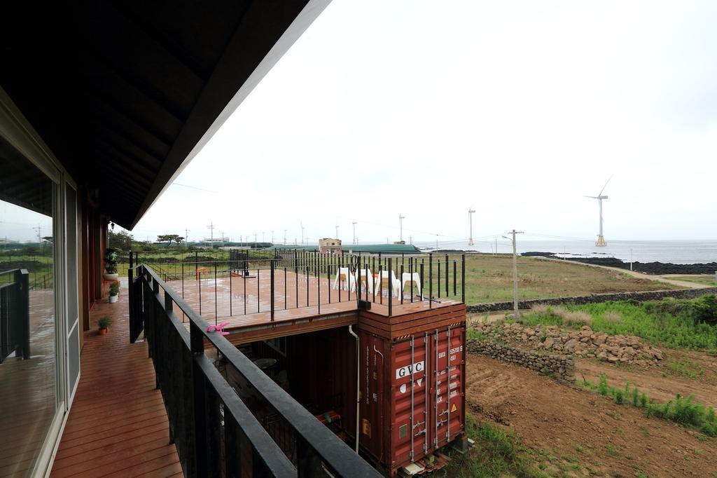 Maison Sondemul Guesthouse Jeju Exteriör bild