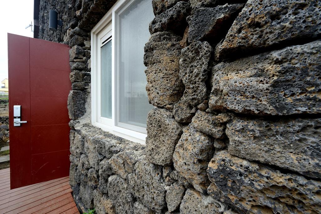 Maison Sondemul Guesthouse Jeju Exteriör bild